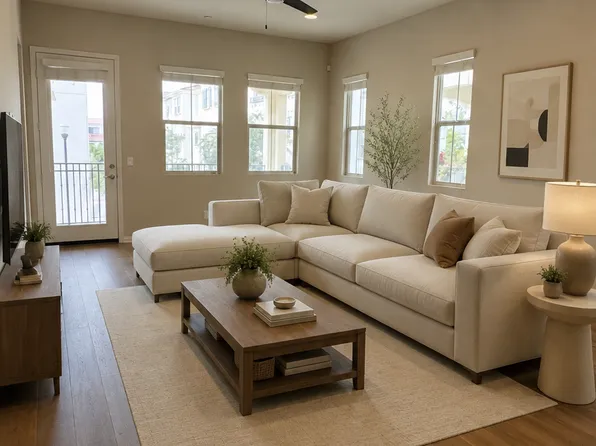 2233 W Anacasa Way, Anaheim, CA 92804