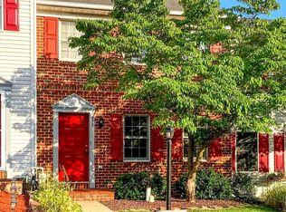 370 Harvest Dr, York, PA 17404