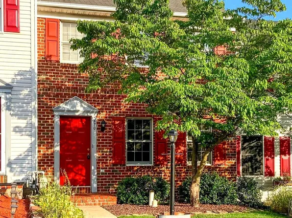 370 Harvest Dr, York, PA 17404