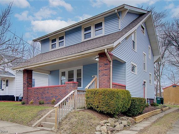 4th image of 152 E Mill St