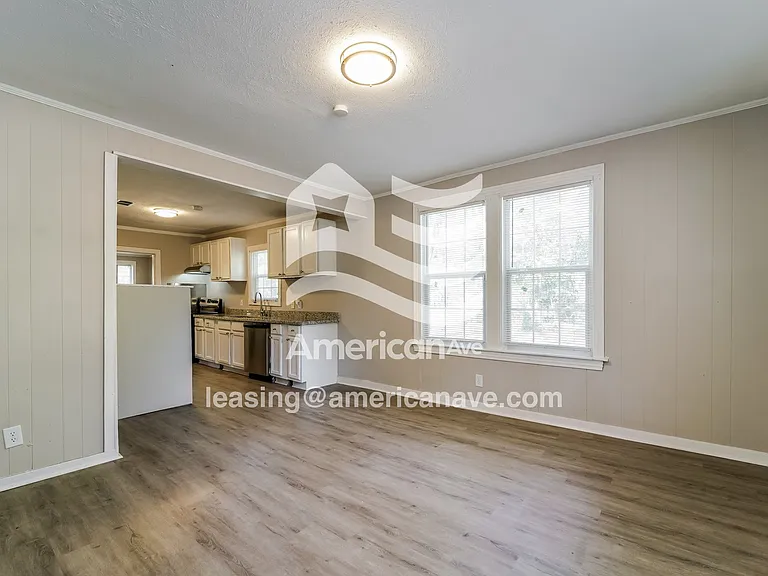 801765_003_wm_-_living_room_13286558.jpg