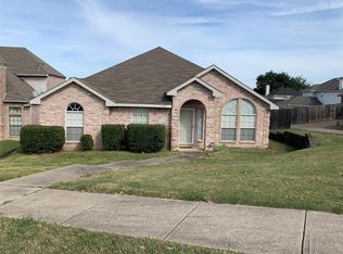 1730 Hillcrest Ct, Balch Springs, TX 75180