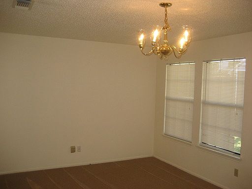 3rd image of 1414 Canyon Parke Dr