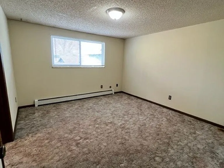 3342-3358 Butternut Dr — Photo 3