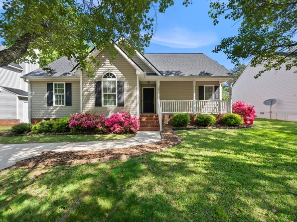 3519 Streams Of Fields Dr, Raleigh, NC 27604