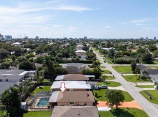 816 98th Ave N, Naples, FL 34108