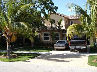 527 NE 12th Ave, Fort Lauderdale, FL 33301