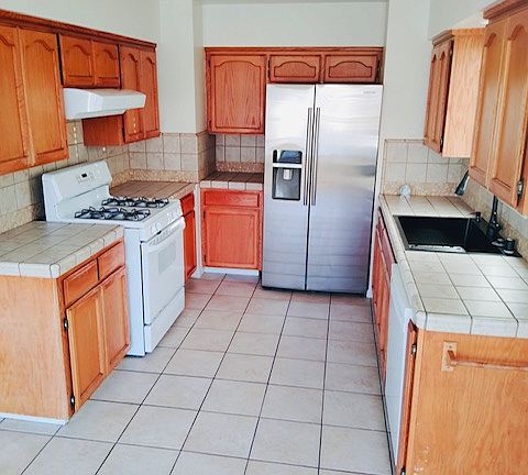 2nd image of 7581 Twin Oaks Ave