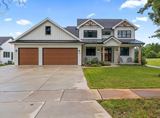 419 Kassander Way, Oregon, WI 53575