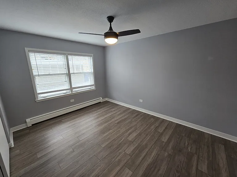 129 W Franklin Ave #3 — Photo 9