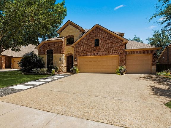 2nd image of 2707 LADERA BND