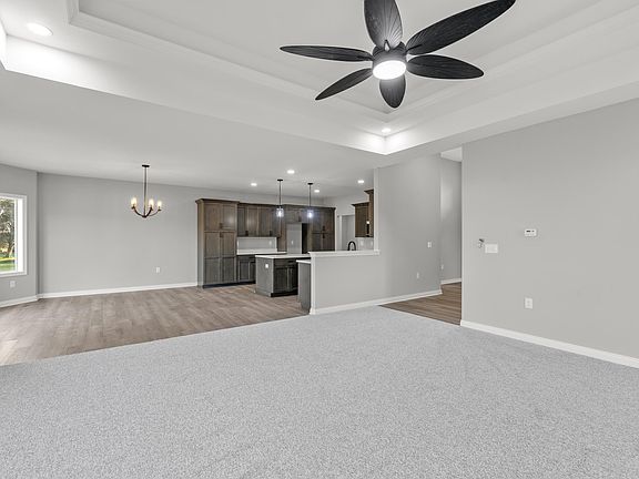 5th image of 8477 Cobblestone Dr