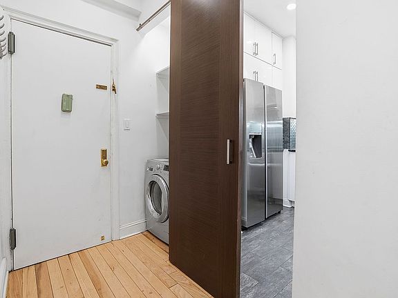 4th image of 3 W 122nd St APT 4D