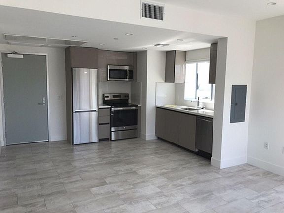 2nd image of 11650 W Pico Blvd APT 301