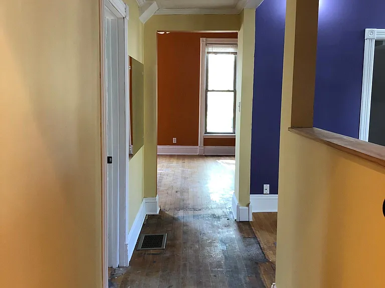 2247 Fillmore St NE #1 — Photo 8