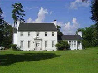 215 Dogwood Rd, Albany, GA 31705