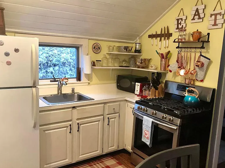 22 Shore Way — Photo 12