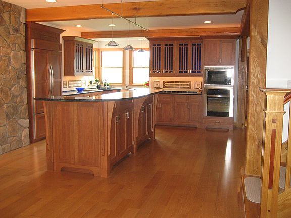 Arts and Crafts Kitchen 