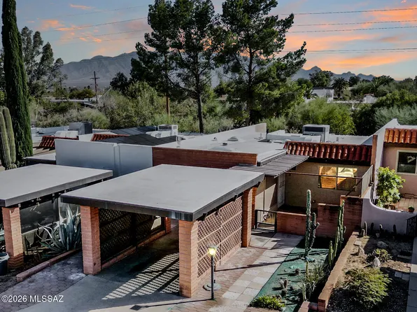 413 W Calle De Oro, Green Valley, AZ 85614