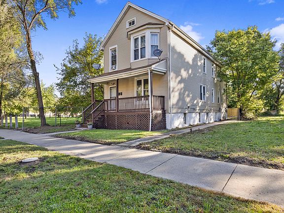 2nd image of 6923 S Parnell Ave