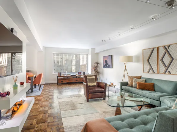 200 East 57th Street 10A image 1 of 11