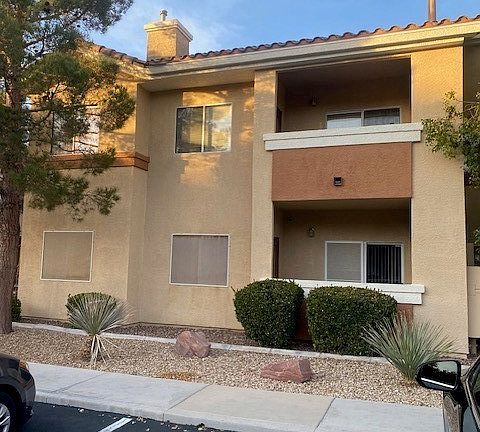 2nd image of 1050 E Cactus Ave Unit 1025