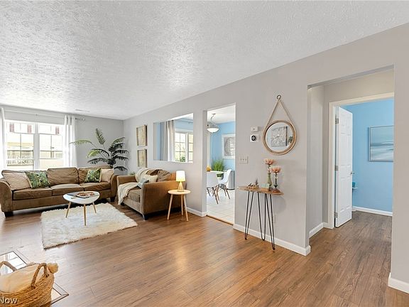 4th image of 808 Tollis Pkwy