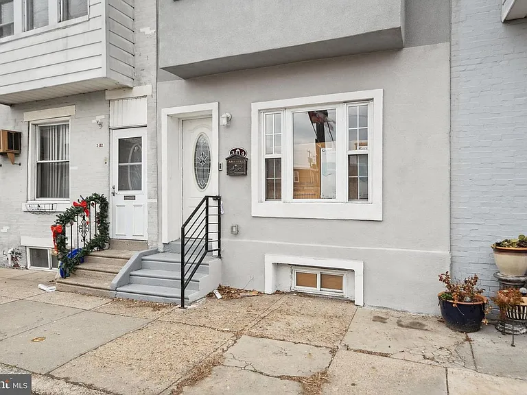 3414 Salmon St — Photo 1