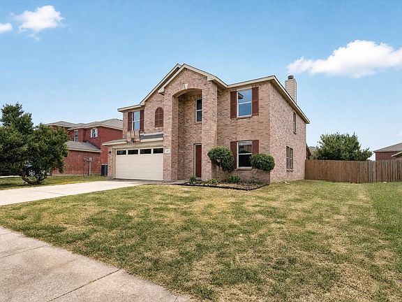 2nd image of 2427 Arroyo Springs Dr