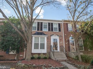 6217 Walkers Croft Way, Alexandria, VA 22315