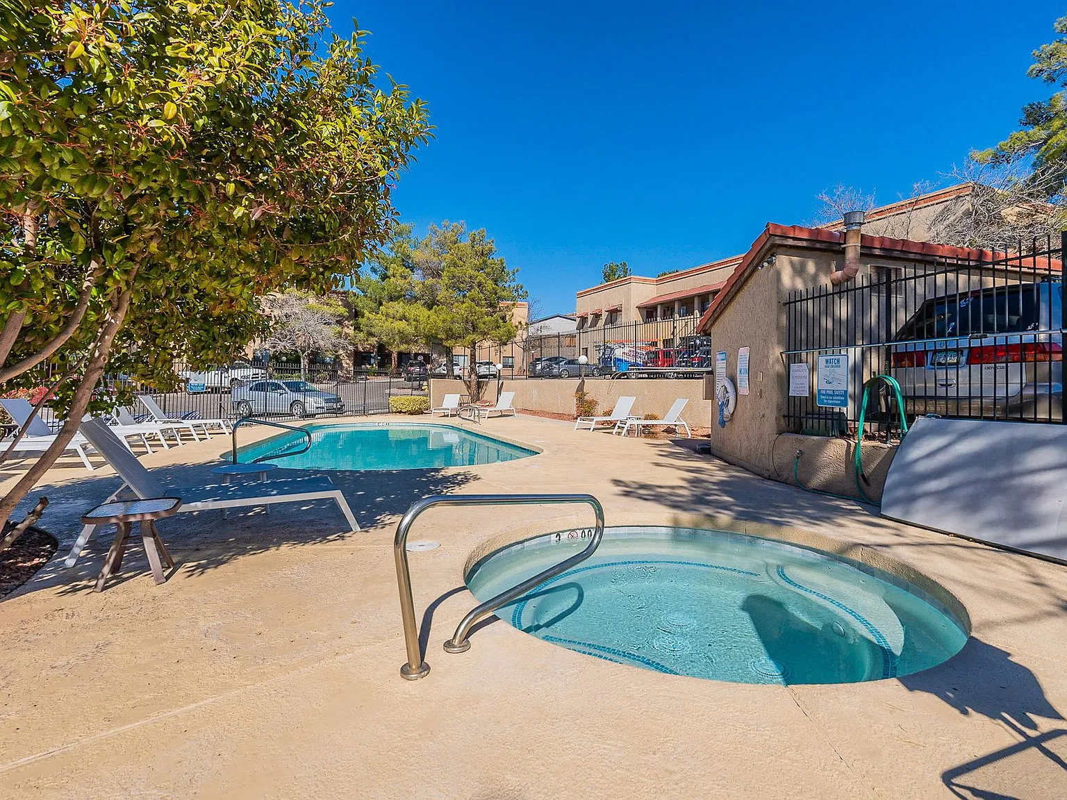 Shadowbrook Apartments-Scenic Living in Sedona — Photo 2