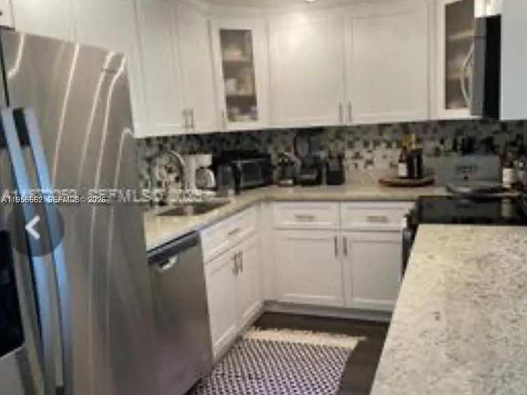11111 Biscayne Blvd #4D — Photo 15