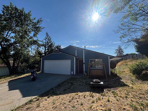 2nd image of 1336 Comstock Dr