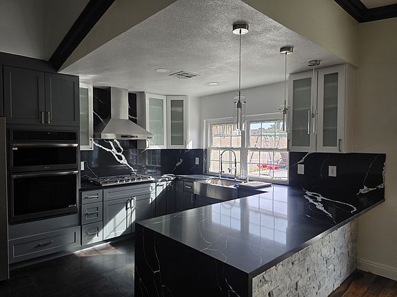 5th image of 6641 Miragrande Dr