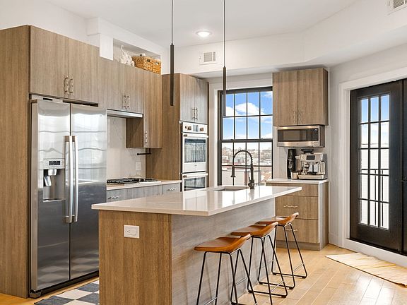 2nd image of 122 New York Ave APT 501