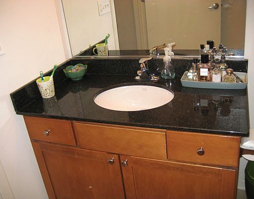 4th image of 849 N Franklin St Unit 919