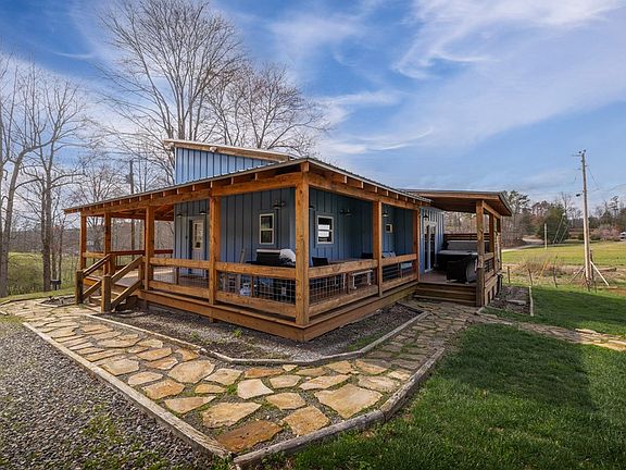 4th image of 33 Harris Ln
