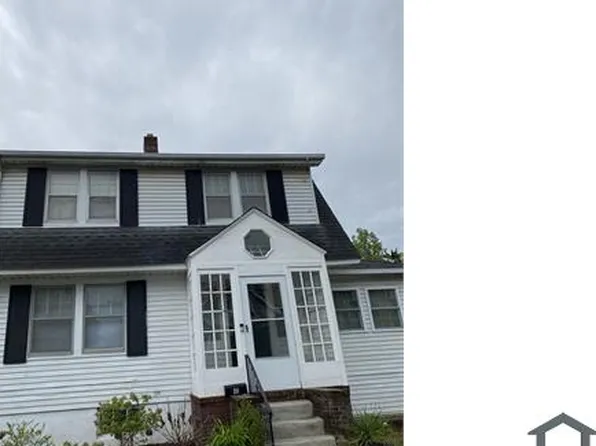 46 Vernon Pl, Stamford, CT 06902