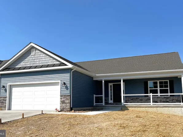 73 Asa Ct, Martinsburg, WV 25405