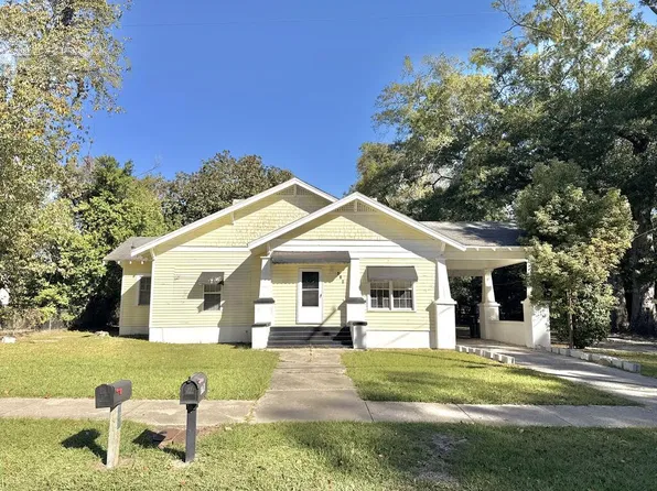 418 1st Ave SW, Moultrie, GA 31768