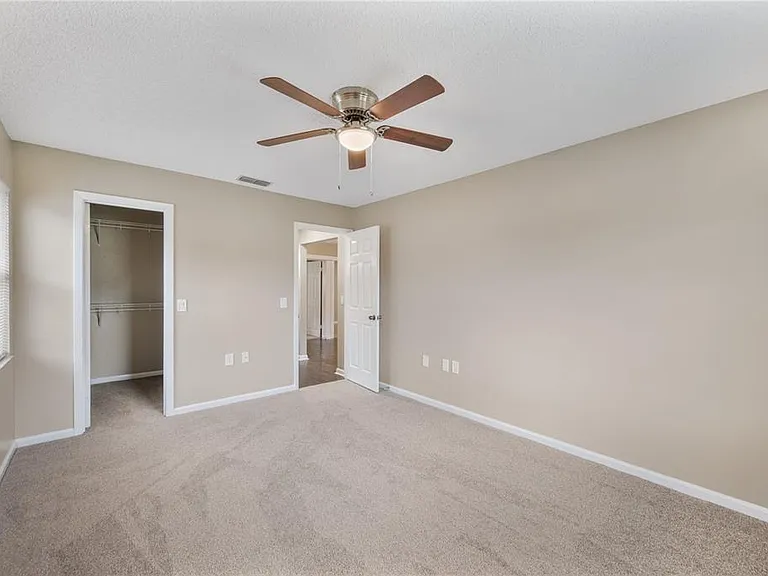 5513 Karan Ct — Photo 15