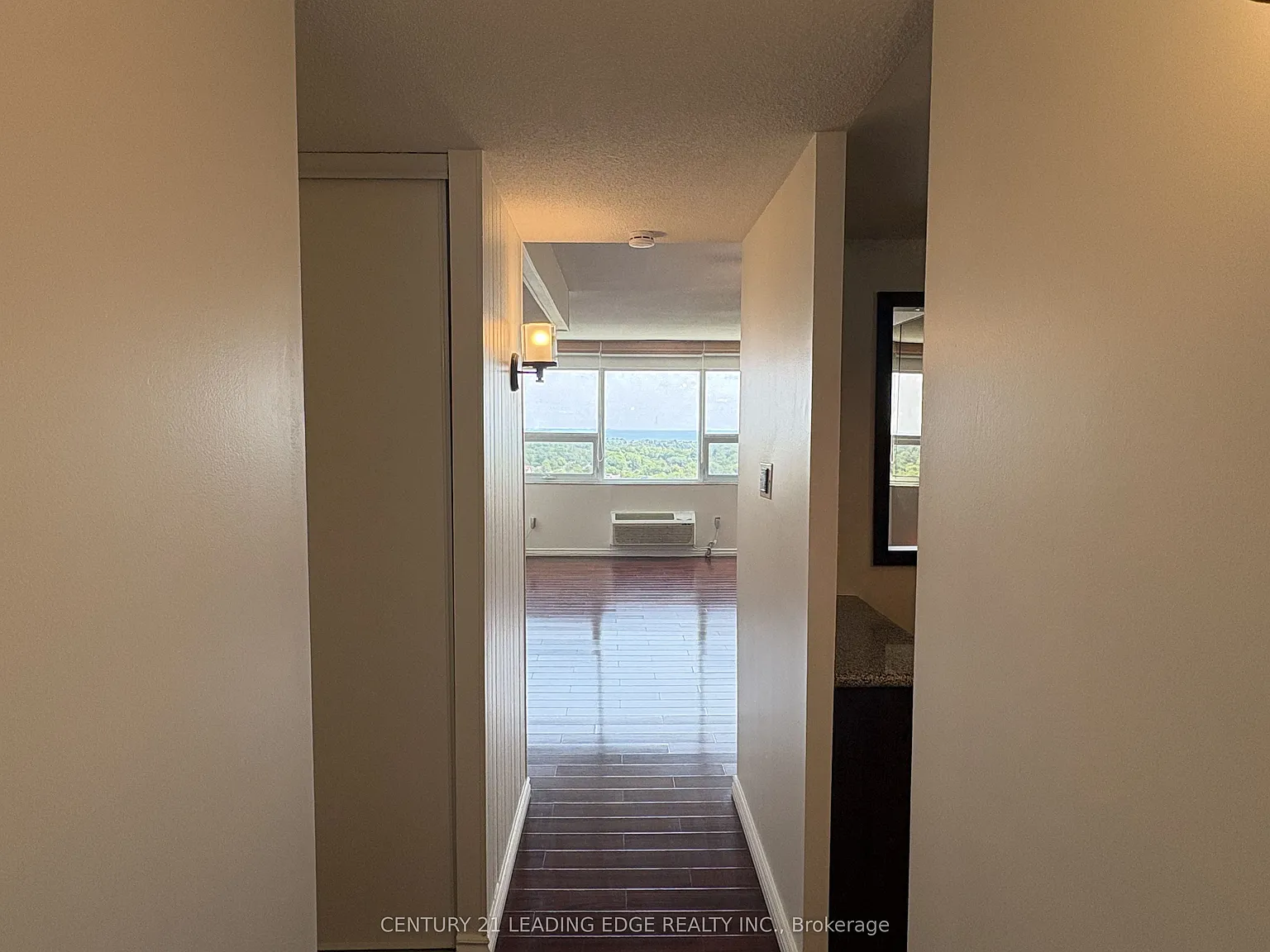 2 bed, $2,850 — Photo 2