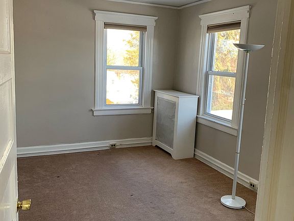 5th image of 1415 James St