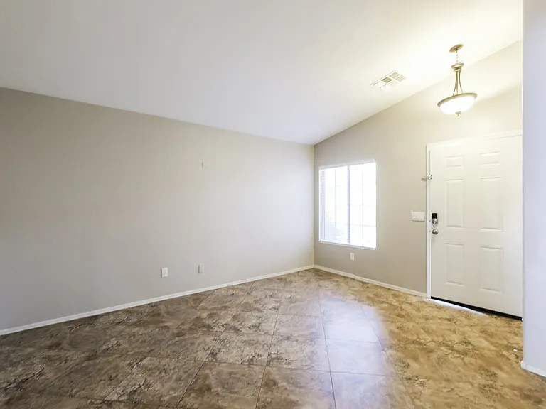 31318 N Shale Dr — Photo 4