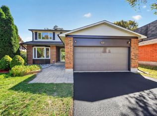 120 Hawk Cres, Ottawa, ON K1V 9G7