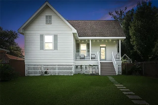 6945 Milne Blvd — Photo 3