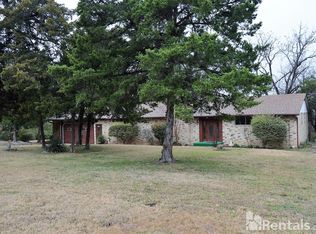 601 Rayburn Dr, Desoto, TX 75115