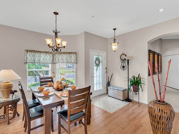 4th image of 901 Stonechase Ln