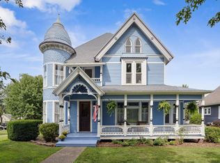 800 2nd St, Traer, IA 50675