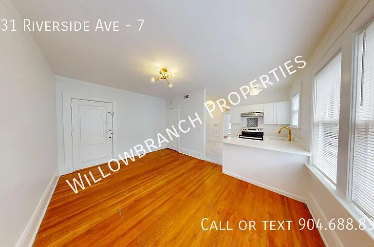 2331 Riverside Ave #7 — Photo 5